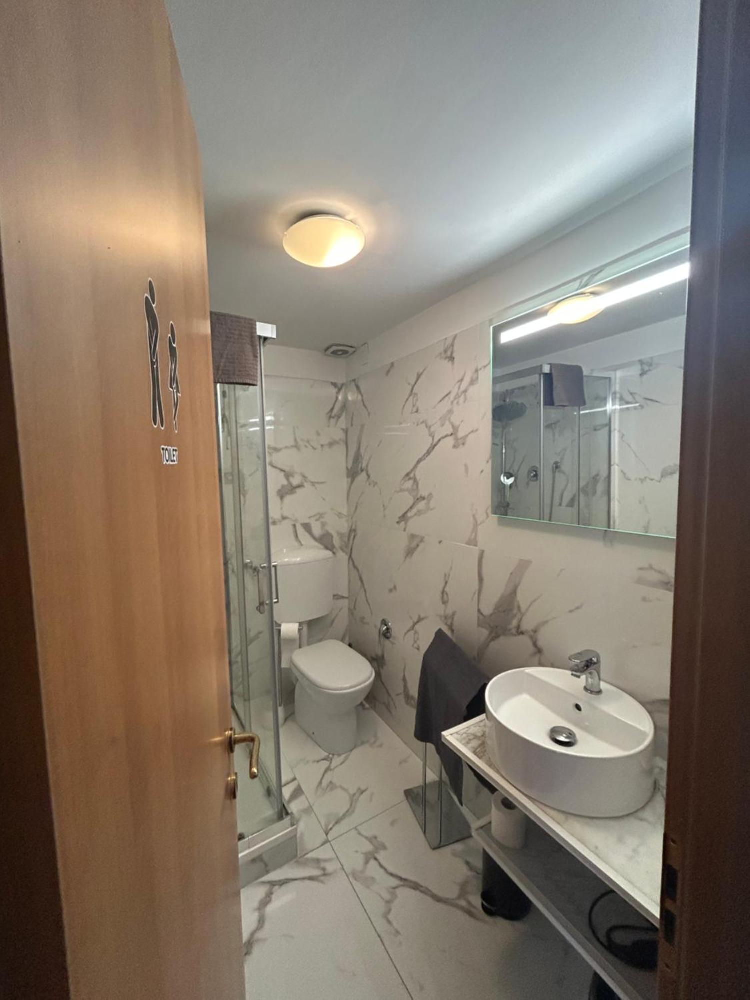 Appartamento Confortevole Генуа Екстериор снимка